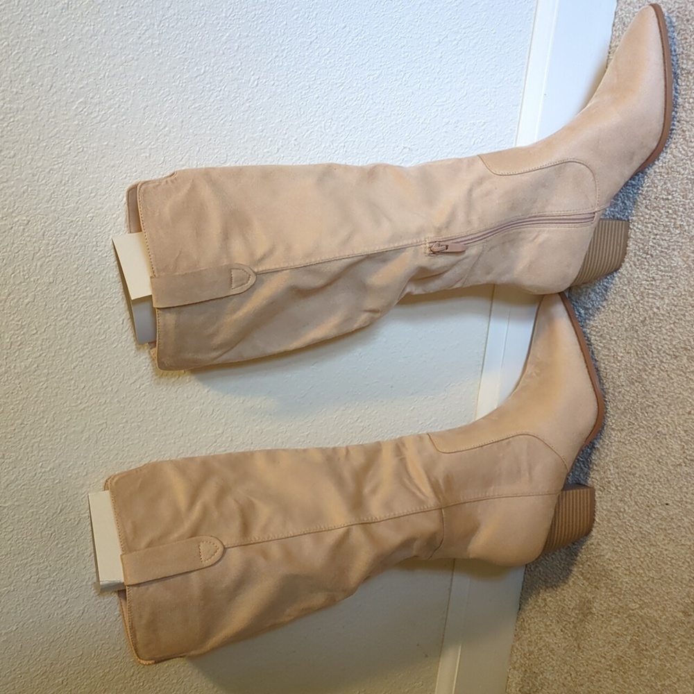 Coutgo Nude Faux Suede Knee High Boots Block Heel Pointed Toe - Picture 3 of 12